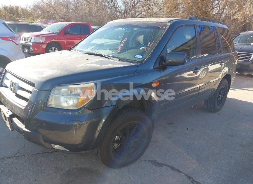 Photo 2 of 2006 Honda Pilot EX (VIN 5FNYF28416B047973)