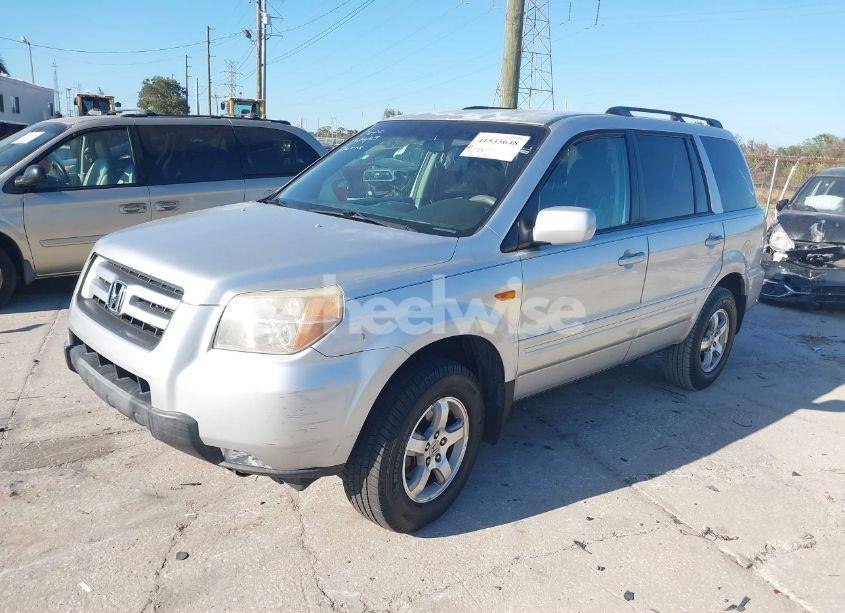 Photo 2 of 2007 Honda Pilot EX (VIN 5FNYF28417B043598)