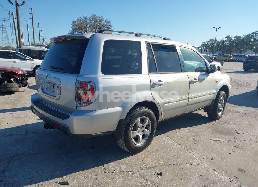 Photo 4 of 2007 Honda Pilot EX (VIN 5FNYF28417B043598)