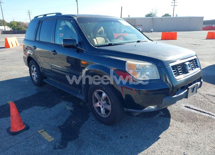 2008 Honda Pilot EX (VIN 5FNYF28418B001112) main photo