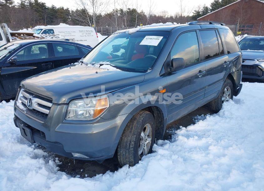Photo 2 of 2007 Honda Pilot EX (VIN 5FNYF28427B010805)