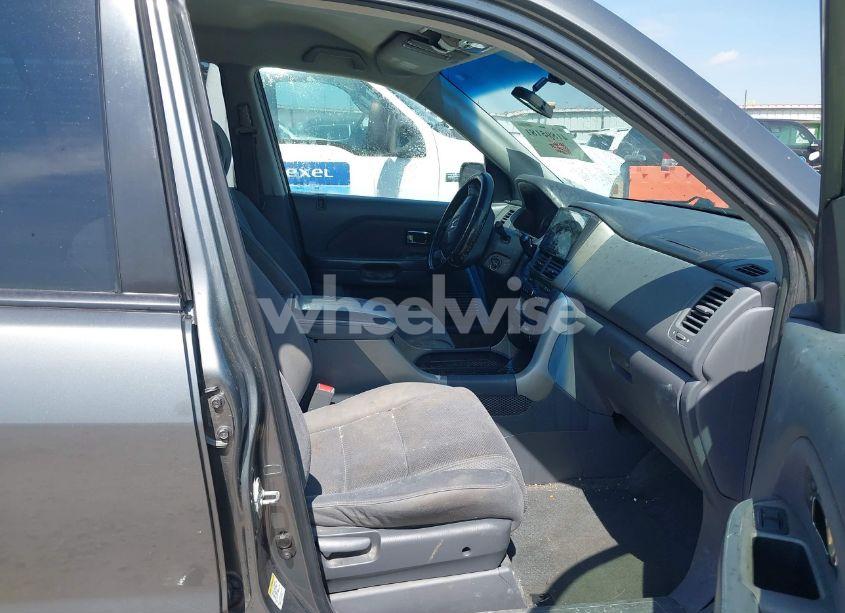 Photo 5 of 2007 Honda Pilot EX (VIN 5FNYF28427B017270)