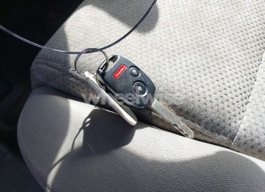 Photo 11 of 2006 Honda Pilot EX (VIN 5FNYF28436B026963)