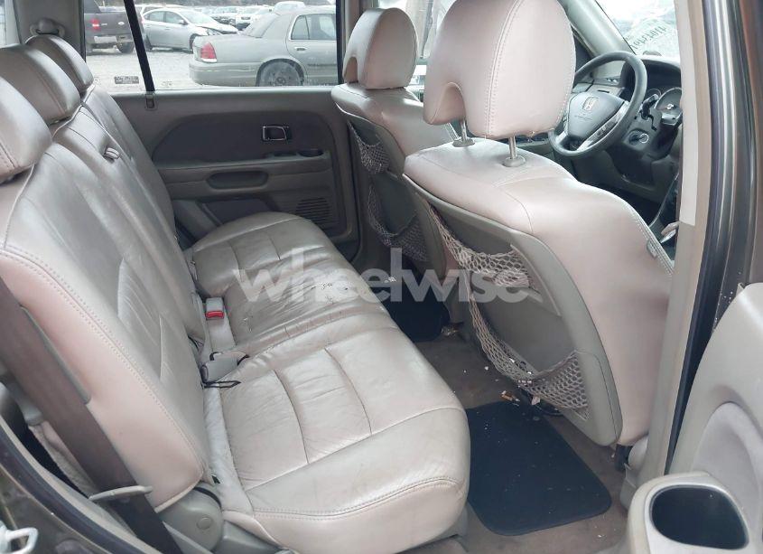 Photo 8 of 2006 Honda Pilot EX (VIN 5FNYF28436B051524)