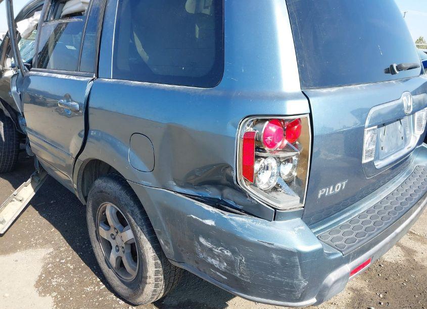 Photo 18 of 2007 Honda Pilot EX (VIN 5FNYF28437B040167)