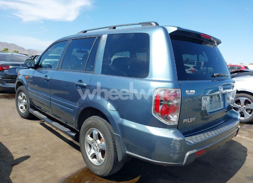 Photo 3 of 2006 Honda Pilot EX (VIN 5FNYF28446B018242)