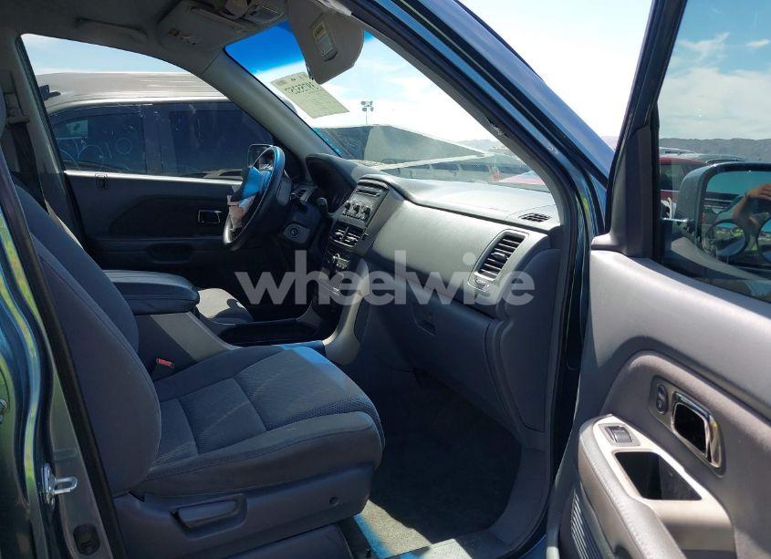 Photo 5 of 2006 Honda Pilot EX (VIN 5FNYF28446B018242)