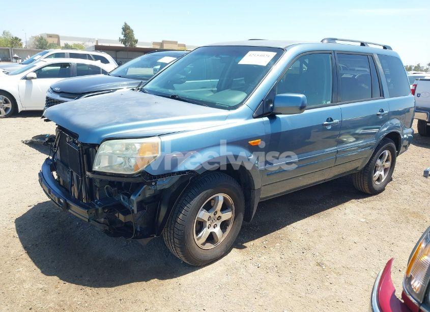 Photo 2 of 2006 Honda Pilot EX (VIN 5FNYF28456B015320)