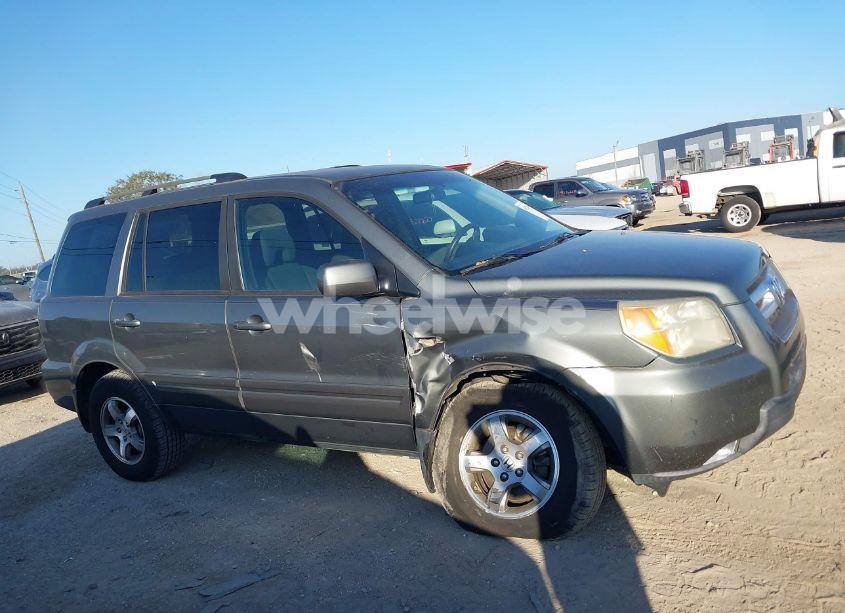 Photo 13 of 2007 Honda Pilot EX (VIN 5FNYF28457B041899)