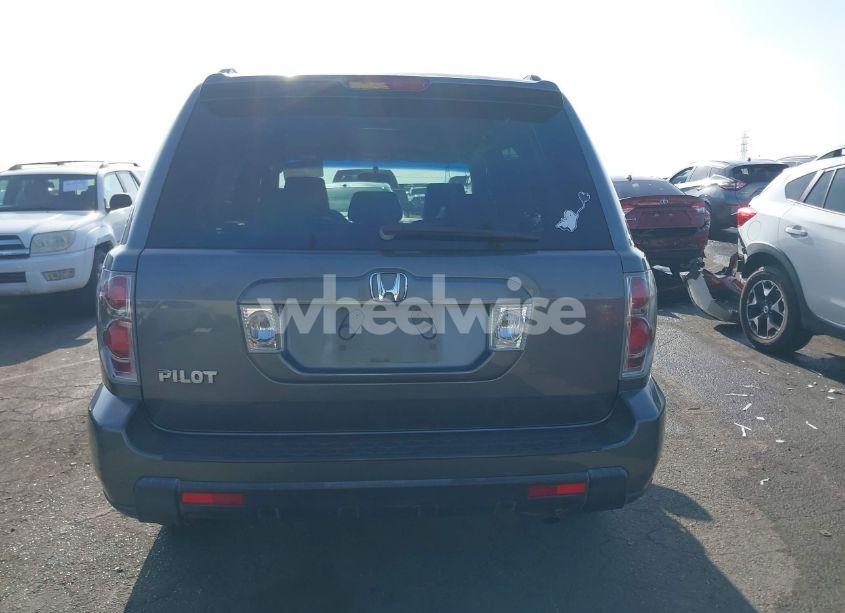 Photo 17 of 2007 Honda Pilot EX (VIN 5FNYF28467B017806)