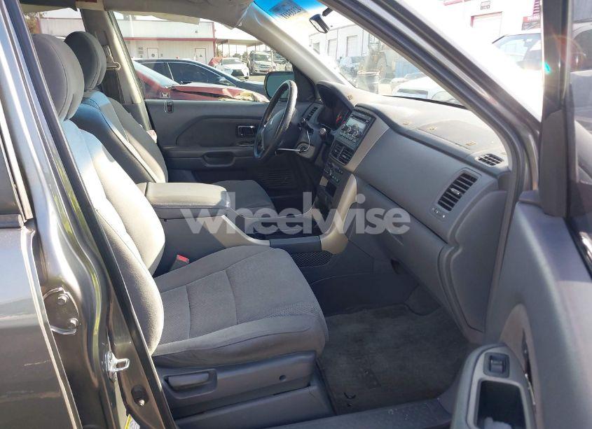 Photo 5 of 2007 Honda Pilot EX (VIN 5FNYF28467B017806)