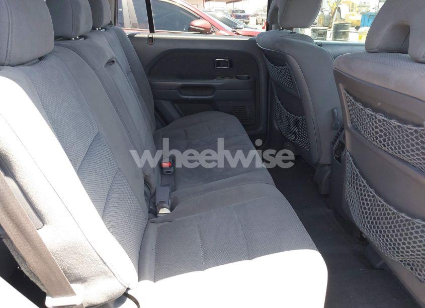 Photo 8 of 2007 Honda Pilot EX (VIN 5FNYF28467B017806)