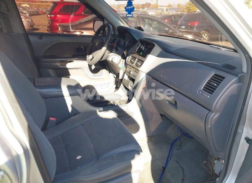 Photo 5 of 2006 Honda Pilot EX (VIN 5FNYF28486B047565)