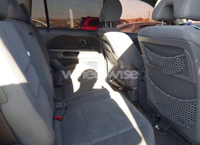 Photo 8 of 2006 Honda Pilot EX (VIN 5FNYF28486B047565)