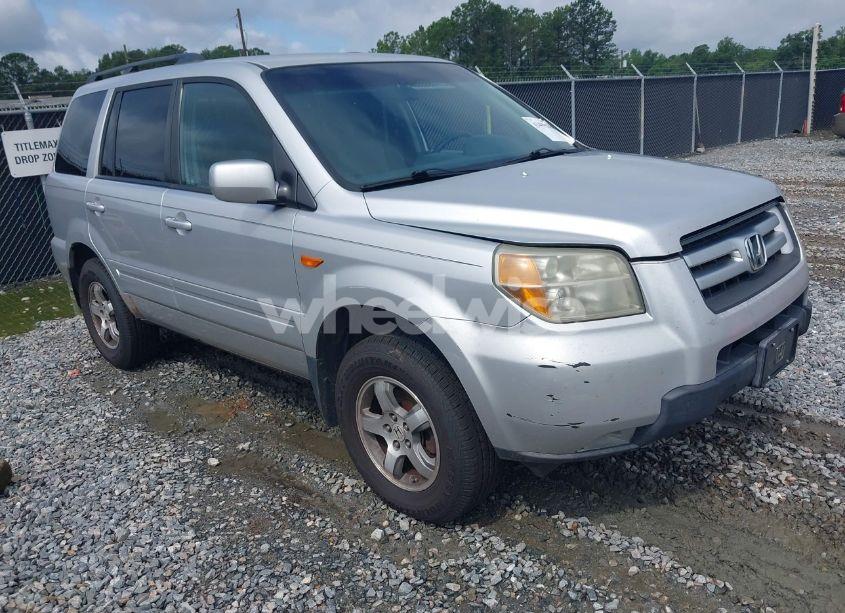 2007 Honda Pilot EX (VIN 5FNYF28497B000627) main photo