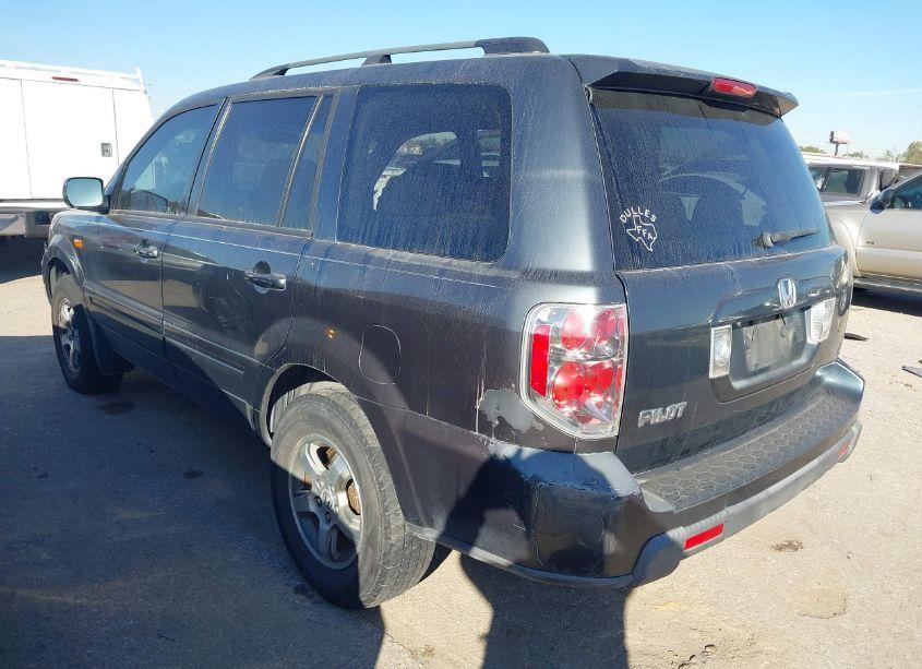 Photo 3 of 2006 Honda Pilot EX (VIN 5FNYF284X6B020612)