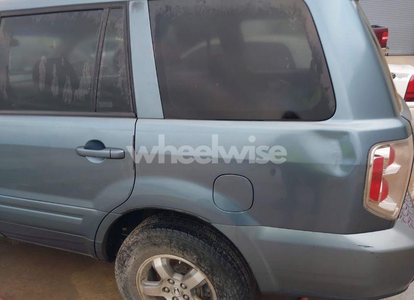 Photo 6 of 2006 Honda Pilot EX (VIN 5FNYF284X6B021825)