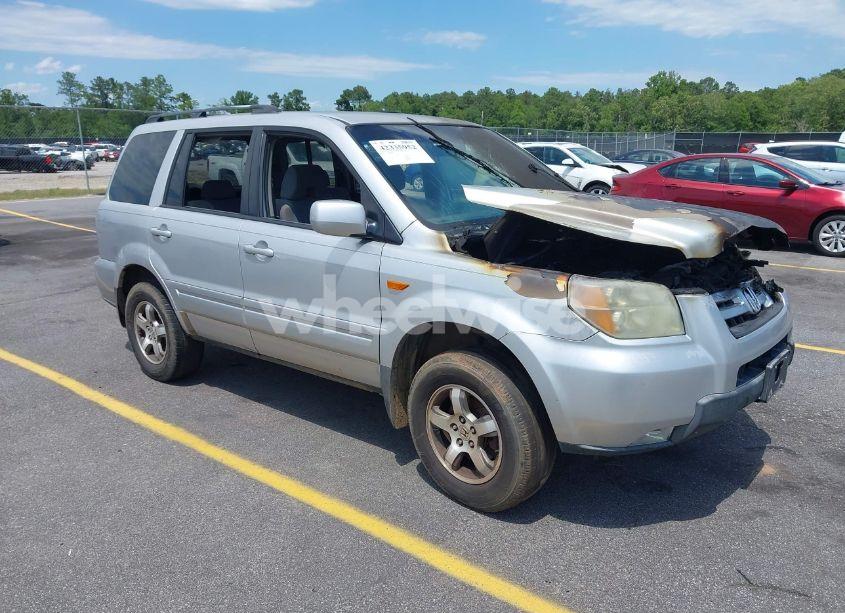 2006 Honda Pilot EX (VIN 5FNYF284X6B032842) main photo