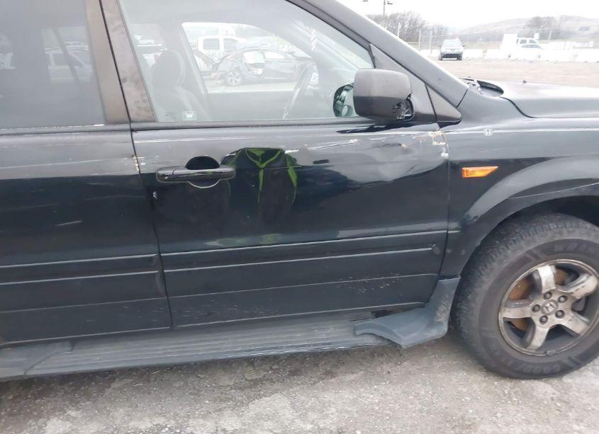 Photo 6 of 2007 Honda Pilot EX (VIN 5FNYF284X7B003620)