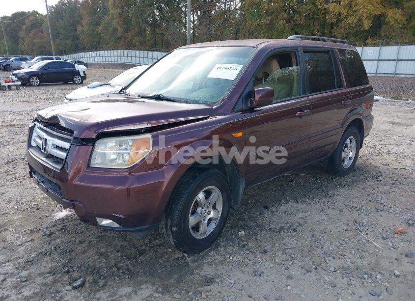 Photo 2 of 2007 Honda Pilot EX (VIN 5FNYF284X7B046533)