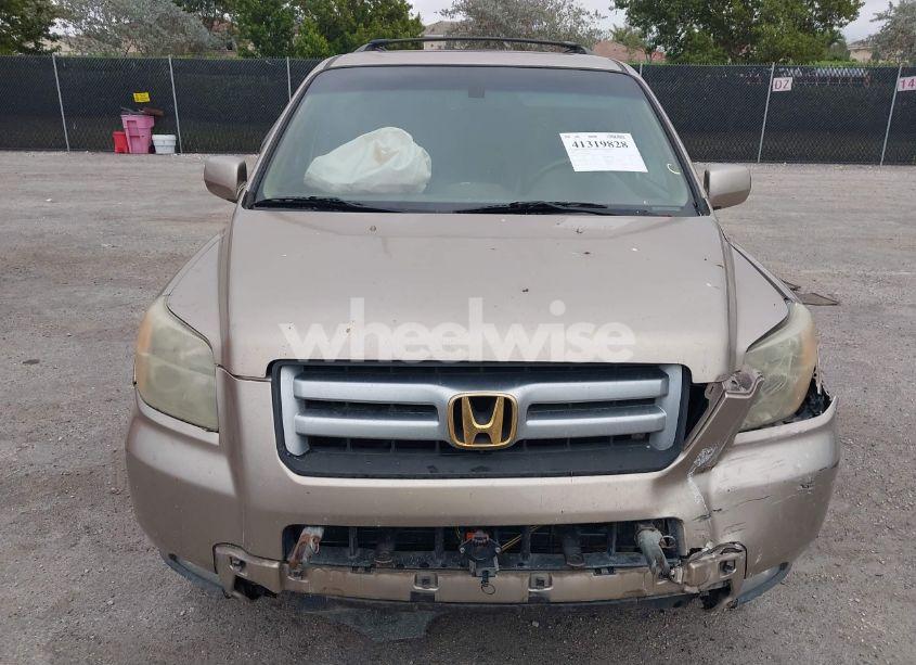 Photo 12 of 2006 Honda Pilot EX-L (VIN 5FNYF28506B049464)