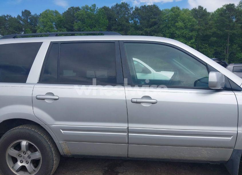 Photo 13 of 2007 Honda Pilot EX-L (VIN 5FNYF28507B041043)