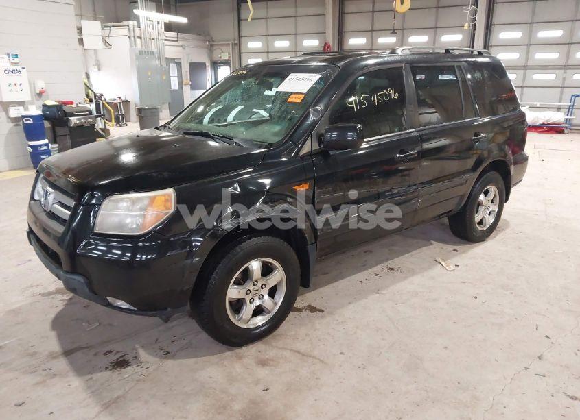 Photo 2 of 2008 Honda Pilot EX-L (VIN 5FNYF28508B018010)