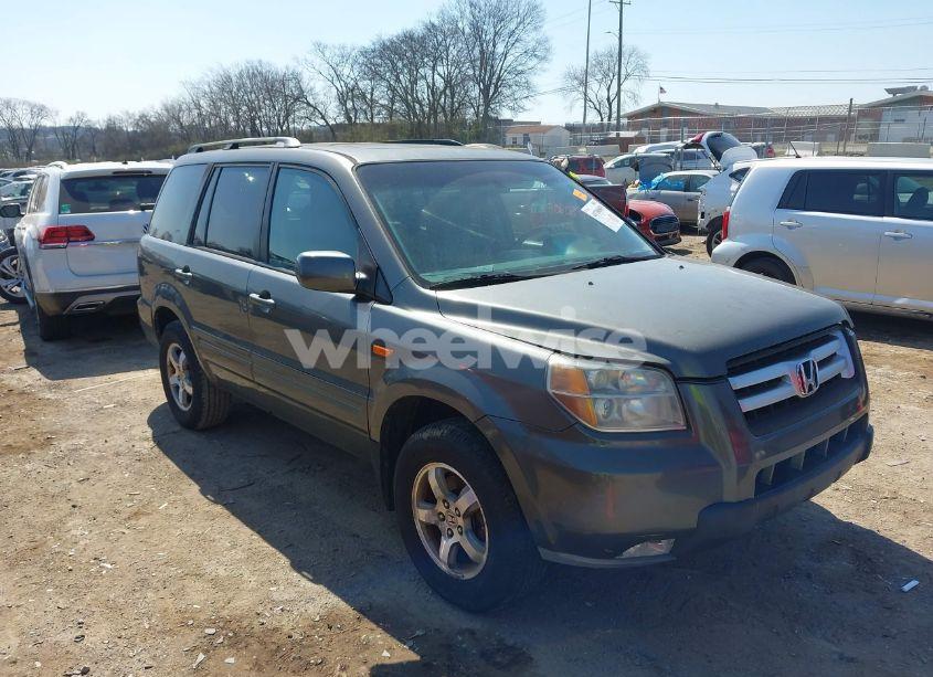 2007 Honda Pilot EX-L (VIN 5FNYF28517B008200) main photo