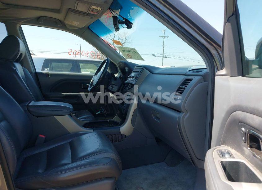 Photo 5 of 2007 Honda Pilot EX-L (VIN 5FNYF28517B008200)