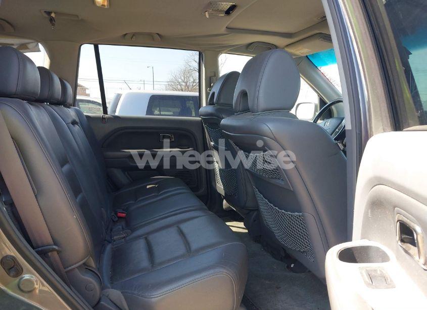 Photo 8 of 2007 Honda Pilot EX-L (VIN 5FNYF28517B008200)