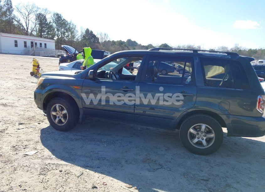 Photo 14 of 2006 Honda Pilot EX-L (VIN 5FNYF28526B012271)