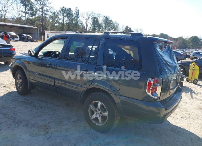 Photo 3 of 2006 Honda Pilot EX-L (VIN 5FNYF28526B012271)
