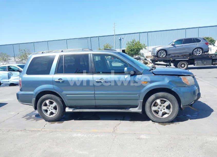 Photo 13 of 2007 Honda Pilot EX-L (VIN 5FNYF28527B006357)