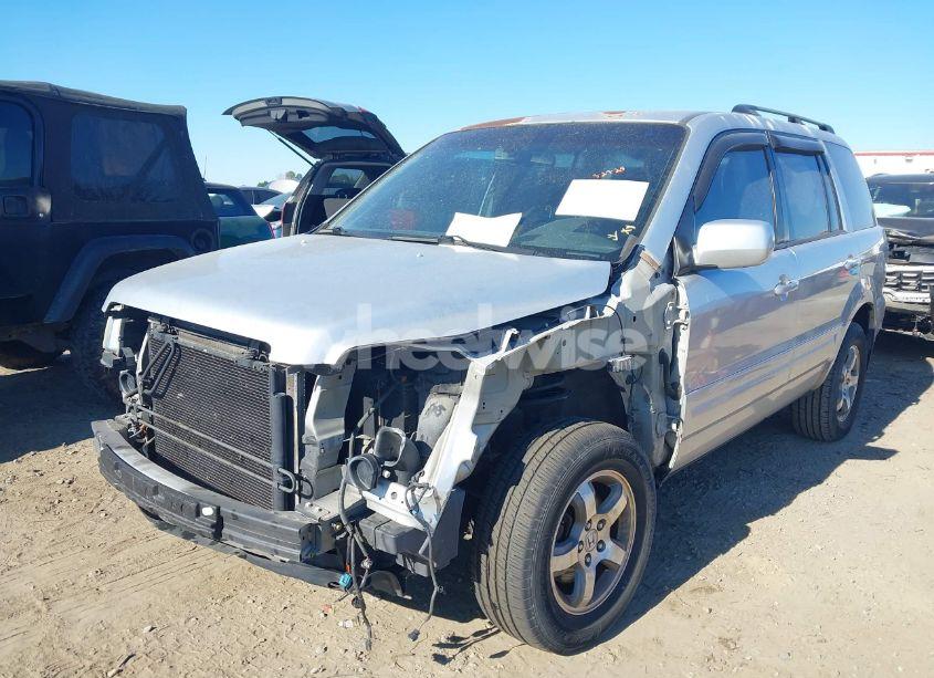 Photo 2 of 2006 Honda Pilot EX-L (VIN 5FNYF28536B011100)