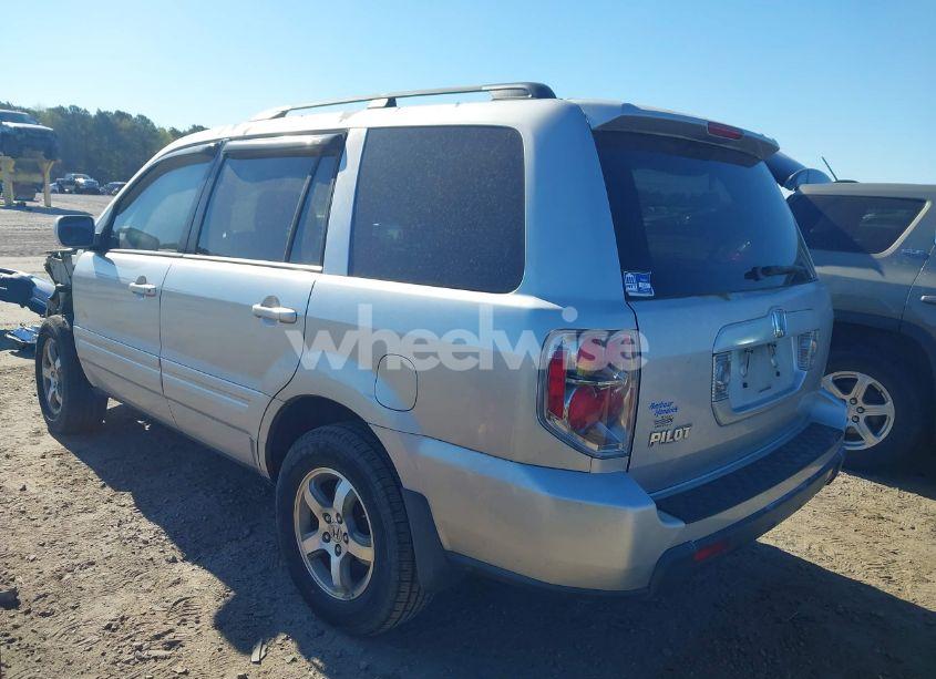 Photo 3 of 2006 Honda Pilot EX-L (VIN 5FNYF28536B011100)