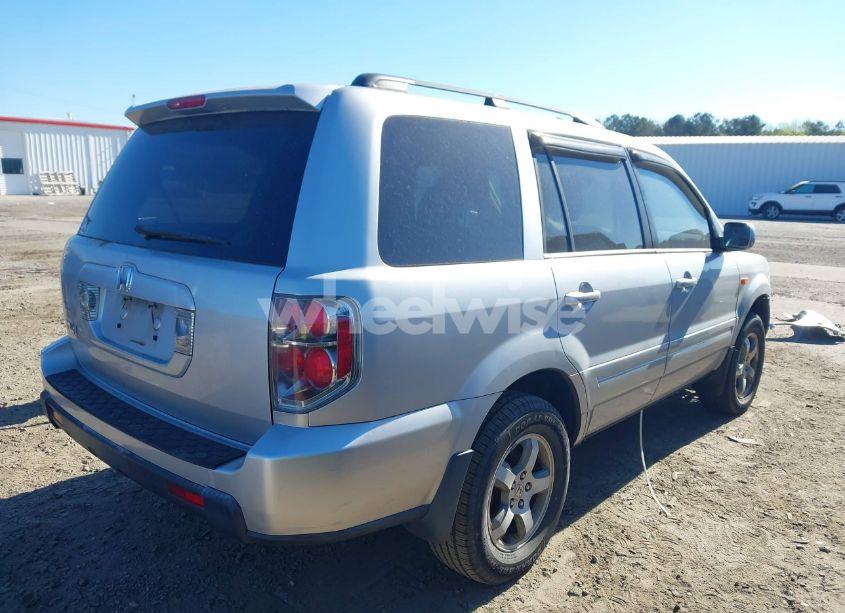 Photo 4 of 2006 Honda Pilot EX-L (VIN 5FNYF28536B011100)