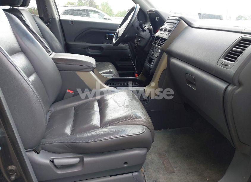 Photo 5 of 2006 Honda Pilot EX-L (VIN 5FNYF28536B028298)