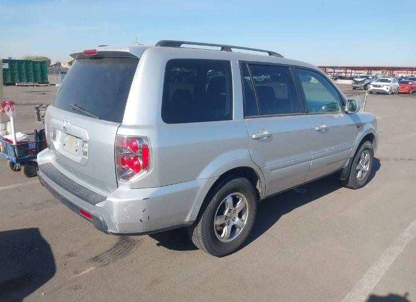 Photo 4 of 2006 Honda Pilot EX-L (VIN 5FNYF28546B022493)
