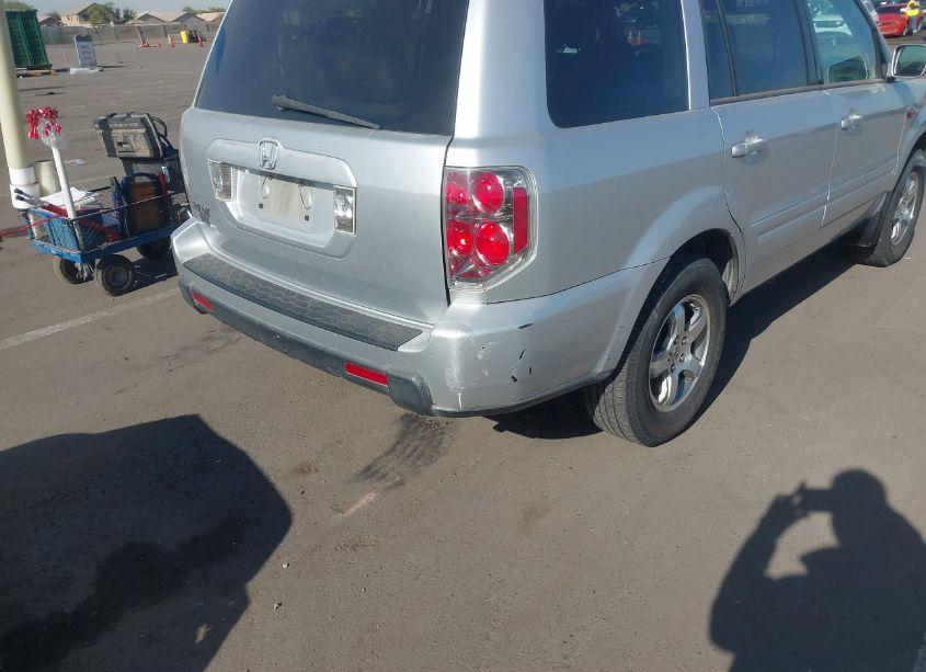 Photo 6 of 2006 Honda Pilot EX-L (VIN 5FNYF28546B022493)