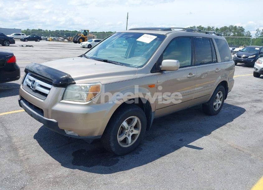 Photo 2 of 2007 Honda Pilot EX-L (VIN 5FNYF28547B000866)