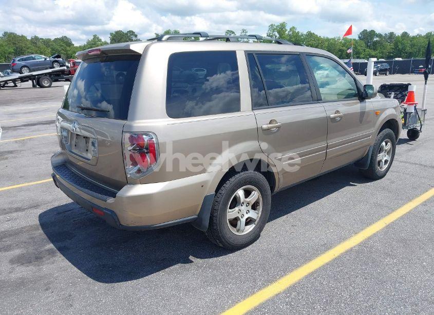Photo 4 of 2007 Honda Pilot EX-L (VIN 5FNYF28547B000866)