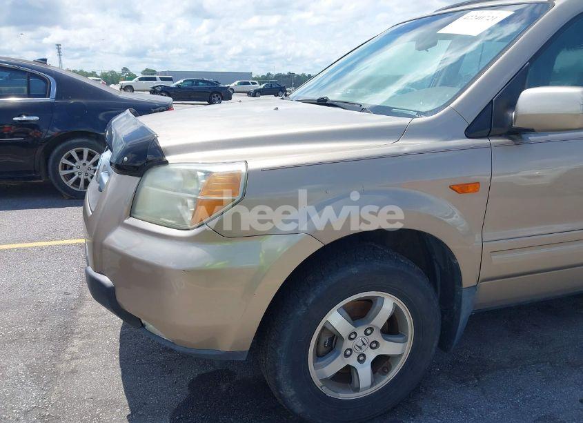 Photo 6 of 2007 Honda Pilot EX-L (VIN 5FNYF28547B000866)