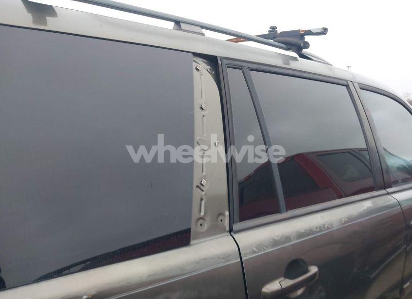 Photo 15 of 2006 Honda Pilot EX-L (VIN 5FNYF28556B010384)