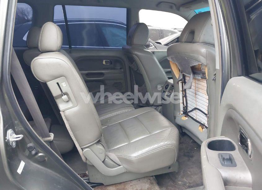 Photo 8 of 2006 Honda Pilot EX-L (VIN 5FNYF28556B010384)