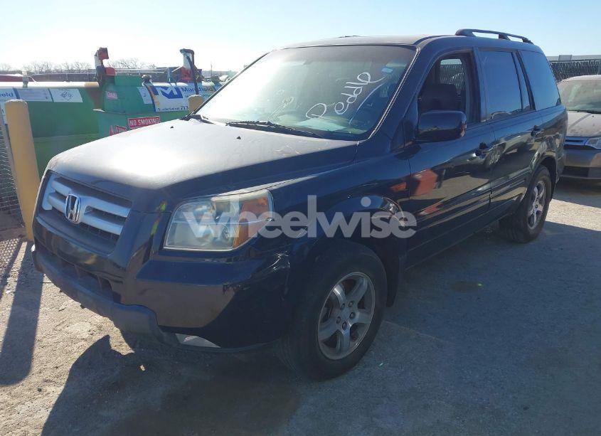Photo 2 of 2007 Honda Pilot EX-L (VIN 5FNYF28557B003291)