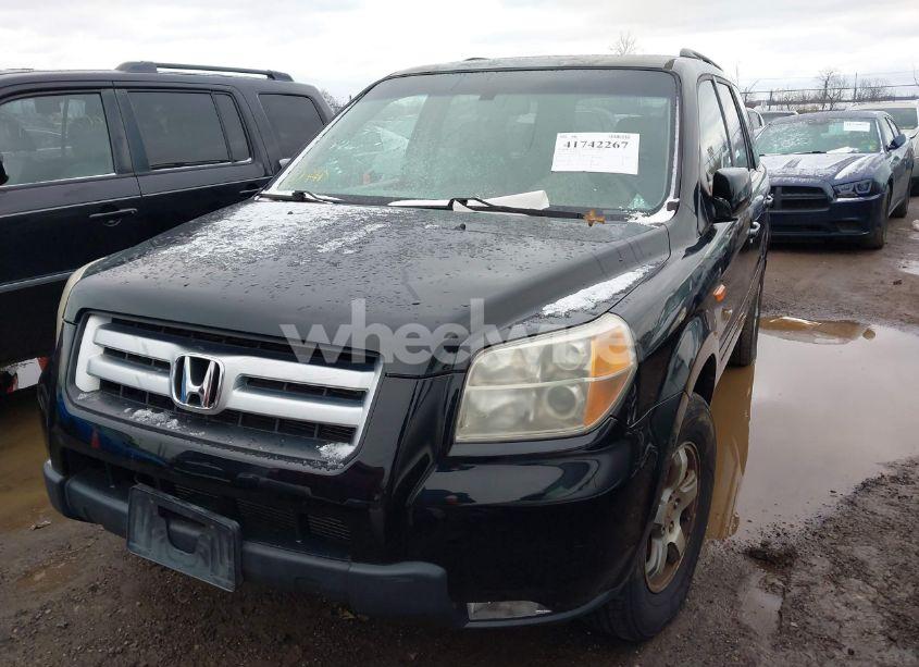 Photo 2 of 2007 Honda Pilot EX-L (VIN 5FNYF28557B028997)