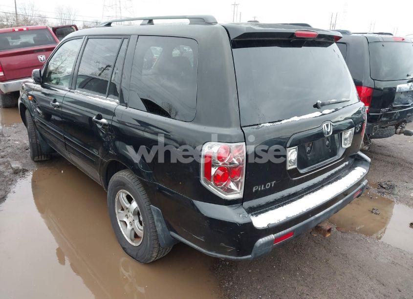 Photo 3 of 2007 Honda Pilot EX-L (VIN 5FNYF28557B028997)