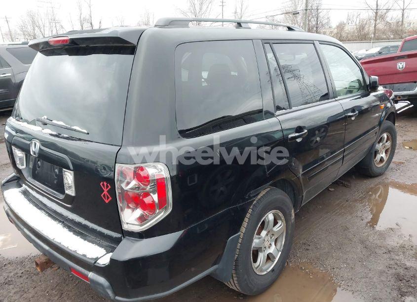 Photo 4 of 2007 Honda Pilot EX-L (VIN 5FNYF28557B028997)