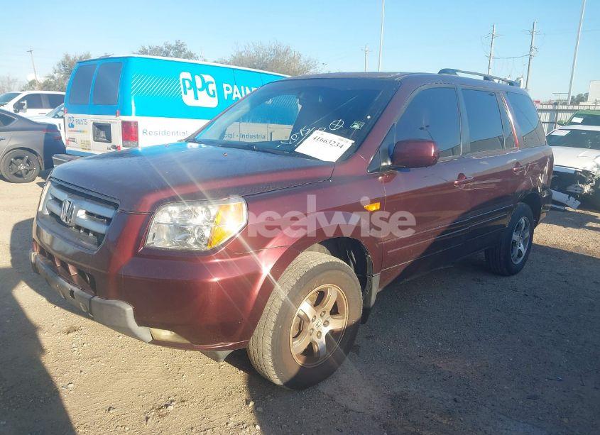 Photo 2 of 2008 Honda Pilot EX-L (VIN 5FNYF28558B022120)