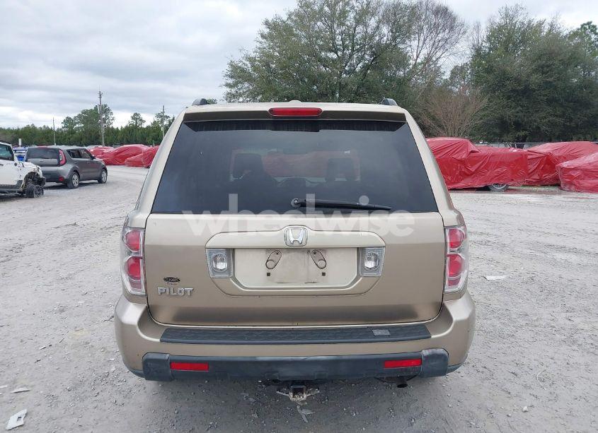 Photo 16 of 2006 Honda Pilot EX-L (VIN 5FNYF28566B010295)